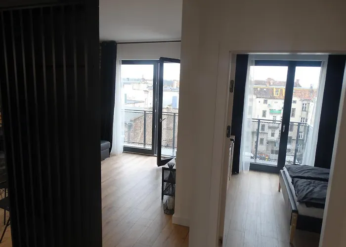 شقة Black&white Bis - Male Garbary 8 بوزنان